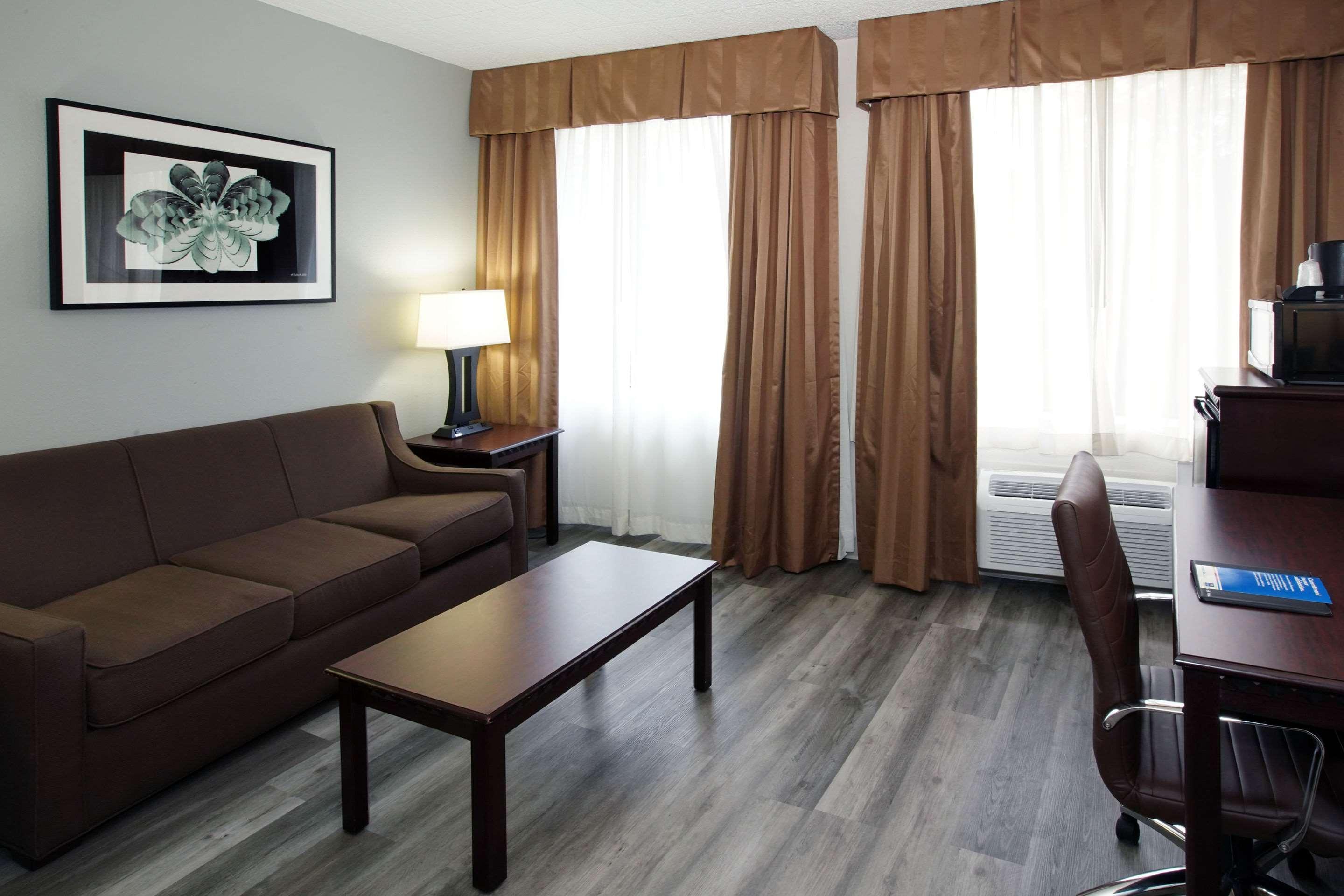 Best Western Paramus Hotel & Suites Eksteriør billede