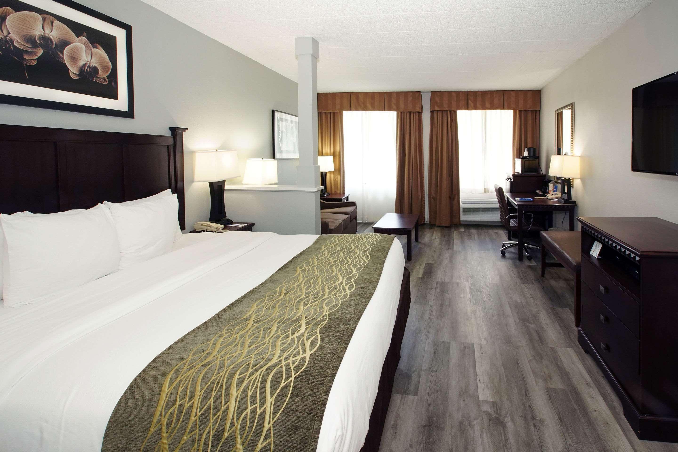 Best Western Paramus Hotel & Suites Eksteriør billede