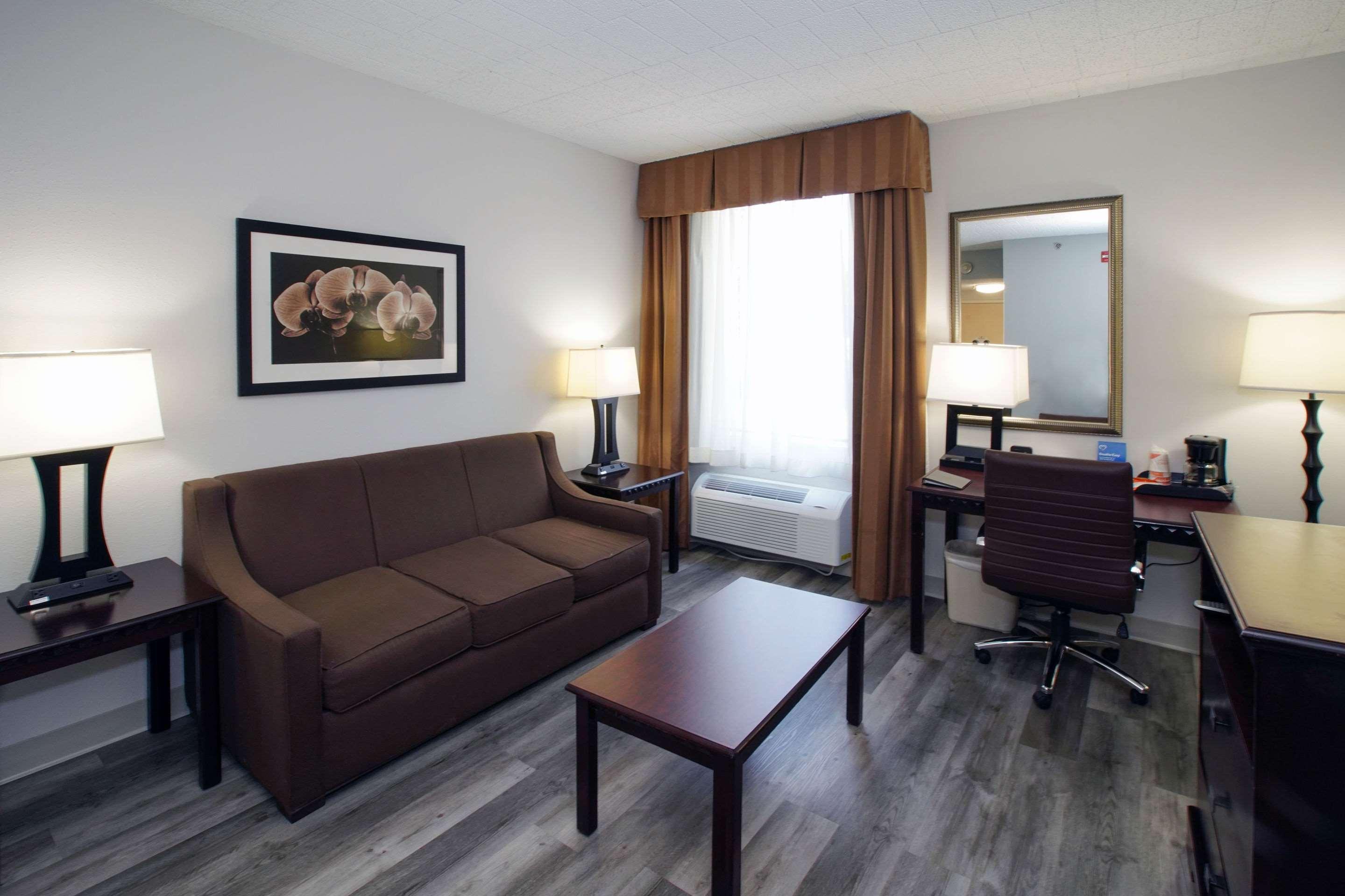 Best Western Paramus Hotel & Suites Eksteriør billede
